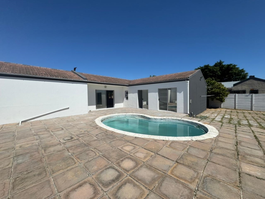 To Let 3 Bedroom Property for Rent in Milnerton Ridge Western Cape